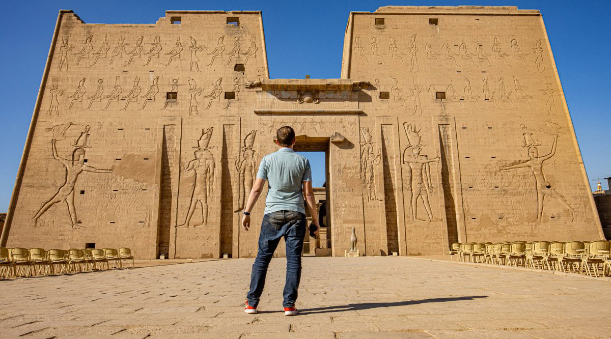 Sail to Edfu