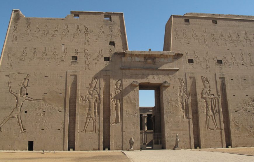 Land of Pharaohs: Nile Cruise 8 Days / 7 Nights